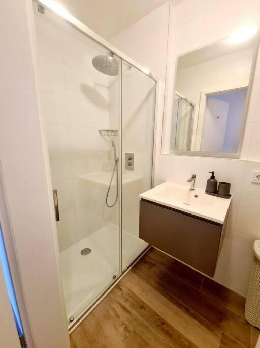 1 Bedroom With Parking-cd6 Appartement Luxemburg